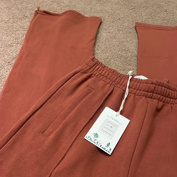 Kuwalatee pinnuck joggers - Picture 2 of 2